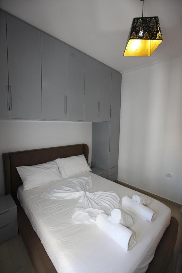 Deda Apartments Саранда Екстер'єр фото