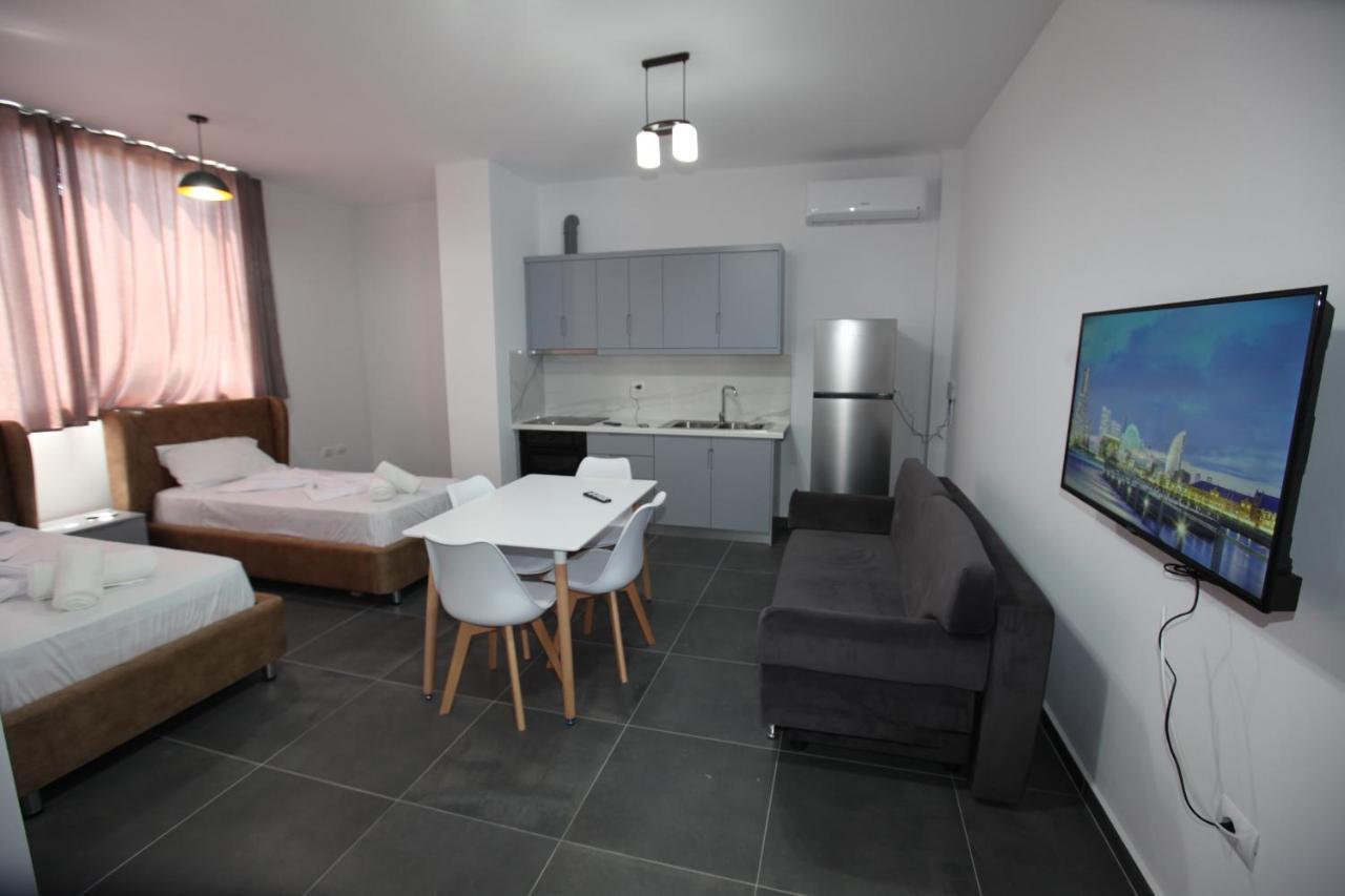Deda Apartments Саранда Екстер'єр фото