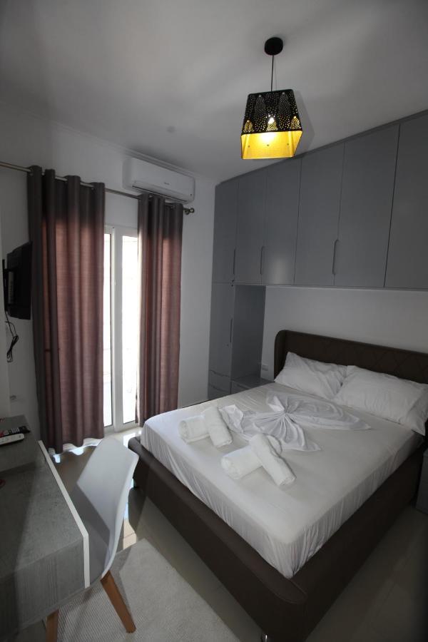 Deda Apartments Саранда Екстер'єр фото
